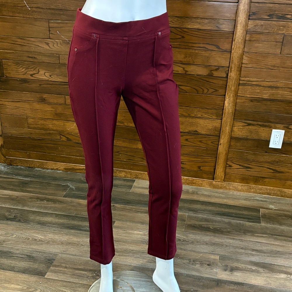 Simon Chang Burgundy Cropped Pants